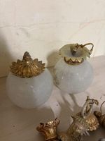 Lot de luminaire en verre et laiton et divers (photo 3)