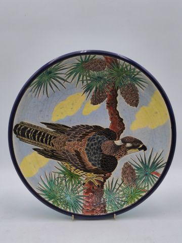 Emaux de Longwy – grande coupe à décor d’oiseau sur une branche. ...