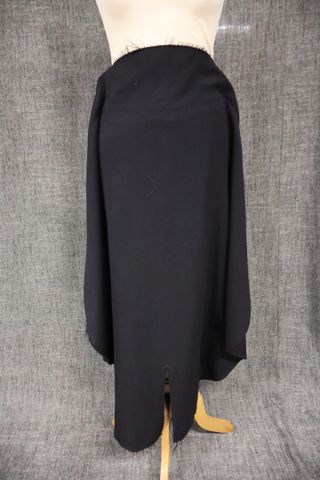 Comme des Garçons, circa 1990 – Jupe longue en gabardine de laine...