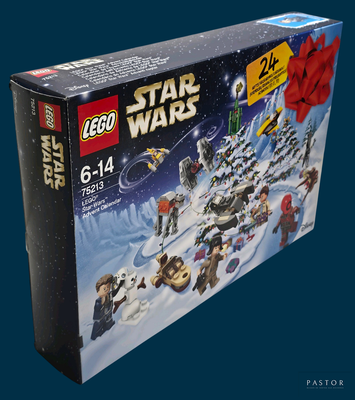 une boîte de jouets Lego Star Wars sur fond bleu