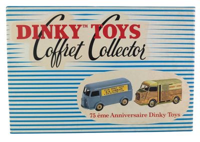 une boîte contenant des figurines Dinky Toys pour collectionneurs de café
