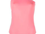 un gros plan d'un maillot de bain une pièce rose sur fond blanc