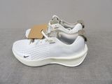 nike air zoom flyknit racer white / metallic
