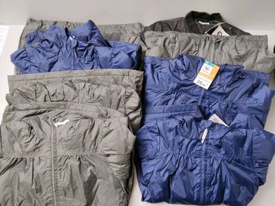 Lot de 8 vestes U COLLECTION et U ESSENTIEL de diverses tail…