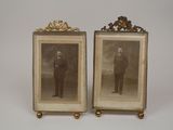 une paire de photographies anciennes représentant un homme et une femme en tenue de cérémonie