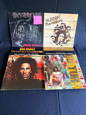 trois disques vinyles de Bob Marley et les Wai Wai Wai Wai Wai Wai Wai Wai Wai Wai Wai Wai Wai Wai Wai Wai Wai Wai Wai Wai Wai Wai Wai Wai