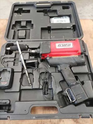 *Cloueur sans ALSAFIX CIP 220 avec un chargeur et deux batte… - Photo 1