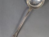cuillère plaquée argent, avec un manche et une cuillère au milieu