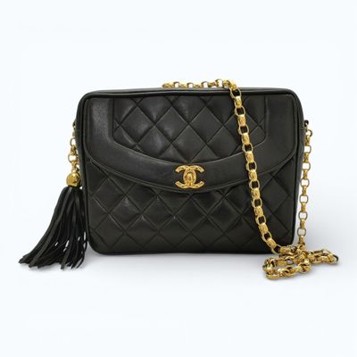 CHANEL Sac Caméra en cuir matelassé noir - Photo 1