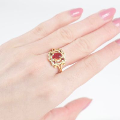 Bague "Arabesque" en or rose 18K (750/oo), ornée d'une spine…
