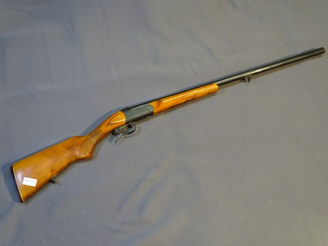 CAT C : N°21260 - Fusil   monocoup   CAL 12/70 - Canon 73 cm - Ma...