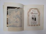 un livre ouvert avec la photo d'un homme et d'une femme
