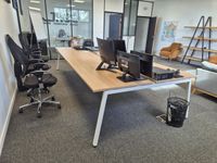 Mobilier de bureau comprenant 1 grande table bureau double f…