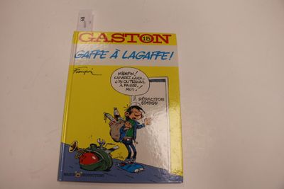 la couverture d'une bande dessinée sur laquelle figure un personnage de dessin animé