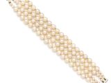 un bracelet en perles avec un fermoir