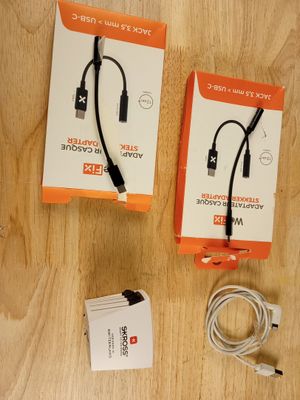 Lot d'accessoires pour téléphones
