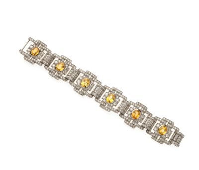 un bracelet en saphir jaune et diamants