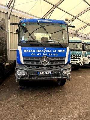 CAM MERCEDES AROCS 3240 MALAXEUR A BETON 8X4X4 - Photo 1