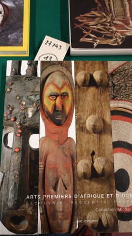 Collection Michel BOHBOT: Arts Premiers d’Afrique et d’Océanie. A...