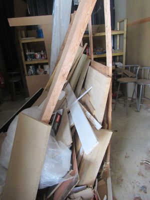 3 PLANCHES en chêne : 34 mm x 4 m environ.