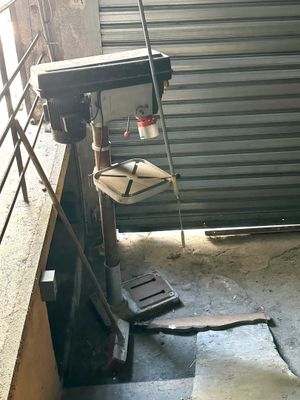 an image of a bathroom with a toilet and a sink