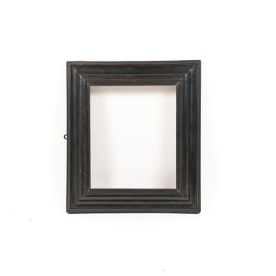 a picture of a black picture frame on a white wall