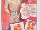 poupée Barbie aux cheveux blonds et aux yeux bleus, dans une boîte rose
