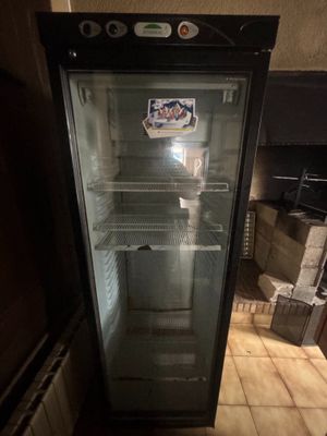 Vitrine verticale réfrigérée INTERFROID 4 une porte - vj fra…
