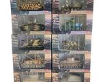 de nombreux types de réservoirs exposés dans une vitrine