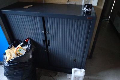 Une armoire de bureau basse. 💳 Participation en présentiel :