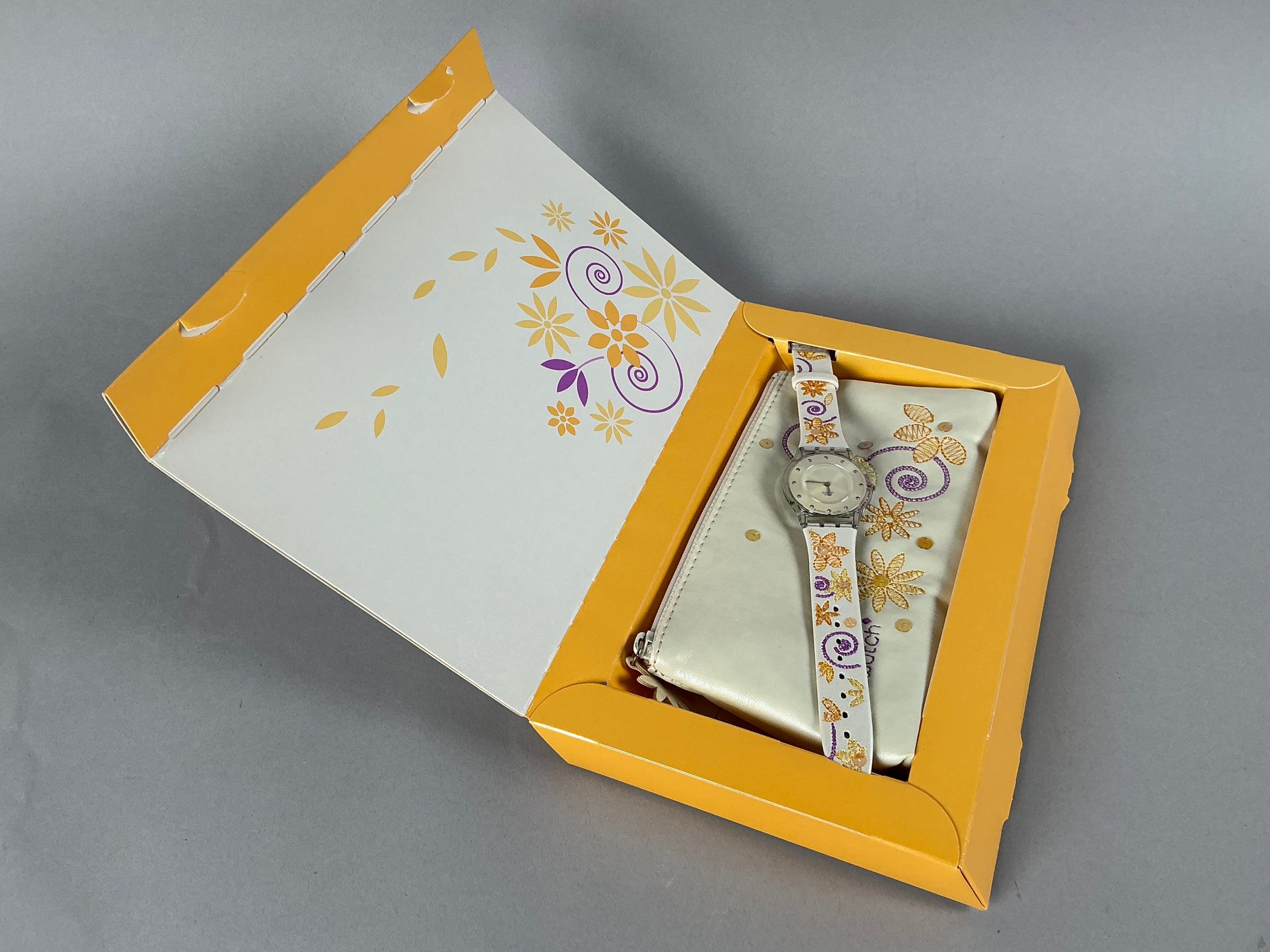 Objets d'art & Curiosités