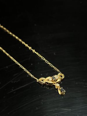 COLLIER en or jaune 750/°°° (18K), la chaine à maille forçat… - Photo 1