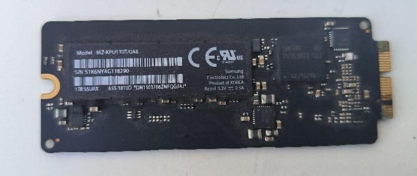 Disque SSD interne de marque APPLE, au format propriétaire, …