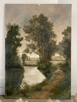 une photo d'un tableau accroché au mur près de l'eau
