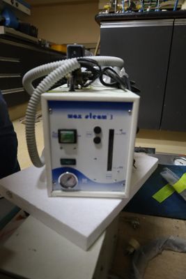 a machine that is sitting on top of a table