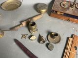 a lot of objects that are sitting on a table