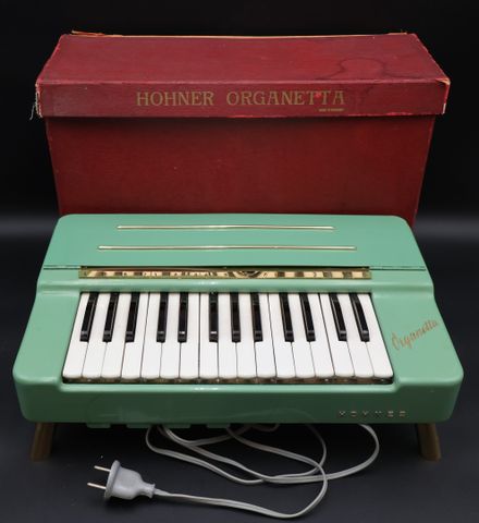 HOHNER. Organetta. Petit clavier vintage. Dans son coffret d’orig...