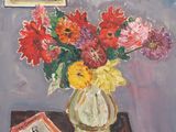 une peinture de fleurs dans un vase sur une table