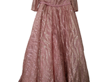 une photo d'une robe rose sur un mannequin, un mannequin, un mannequin, un mannequin, un mannequin, un mannequin, un mannequin, un mannequin, un mannequin, un mannequin, un mannequin, un mannequin, un mannequin, un mannequin, un mannequin, un mannequin, un mannequin, un mannequin, un mannequin, un mannequin, un mannequin, un mannequin, un mannequin, un mannequin, un mannequin, un mannequin, un mannequin, un mannequin, un mannequin, un mannequin, un mannequin, un mannequin