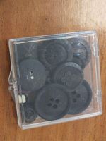 Lot de boutons majoritairement en jais (photo 3)