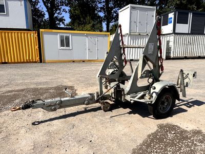 an image of a trailer with a crane attached to it