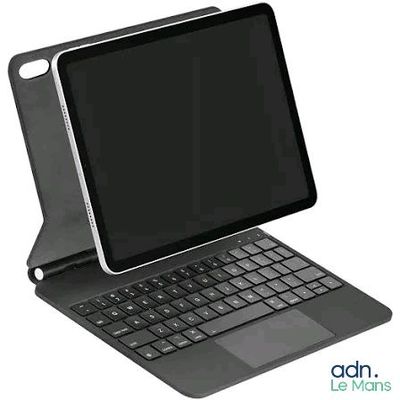 une image représentant une tablette équipée d'un clavier posé dessus
