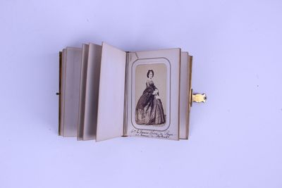 PHOTOGRAPHIE. Famille impériale d'Autriche (François-Joseph Ier, Sissi - Photo 1