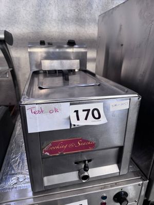 Friteuse en 380V sans panier, inox