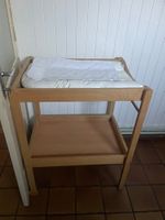 1 chaise bébé + 1 table à langer