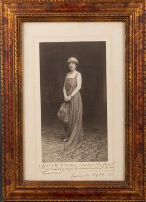 HENRIETTE, duchesse de Vendôme (1870-1948).