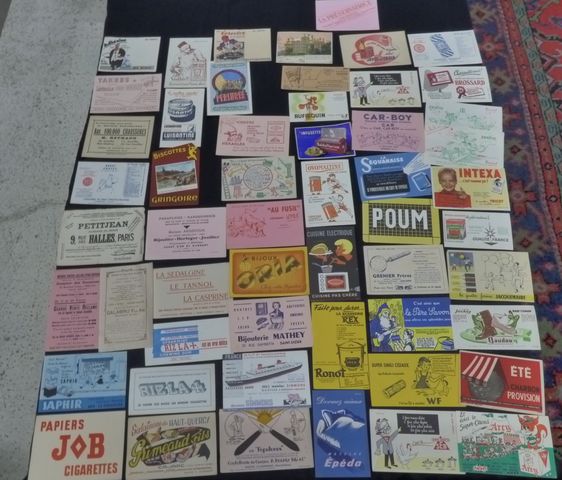54 buvards publicitaires (Job, cirages Saphir, ris la Croix, Simm...