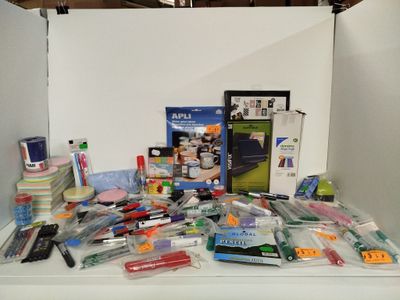 Lot de 13 - PILOT STAEDTLER NOBO - Cet ensemble regroupe 200…