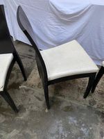 Lot de 4 chaises contemporaines, à structure en bois de coul… (photo 3)