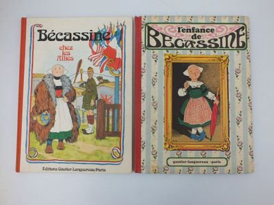 deux livres posés sur une table